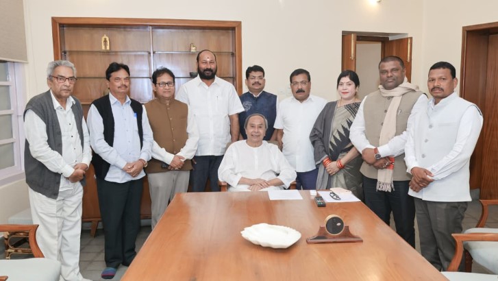 Naveen held meeting with party MLAs