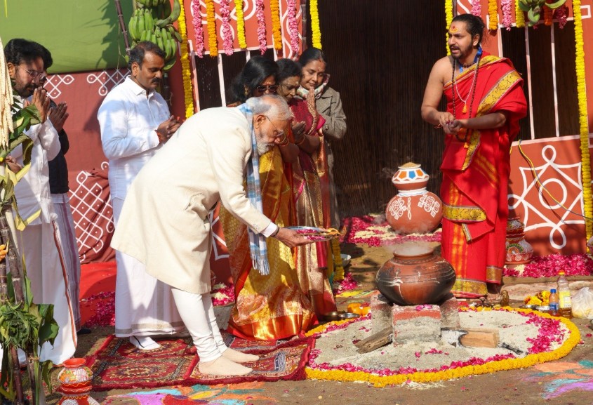 PM Modi joins Pongal festival celebrations at L. Murugan’s residence