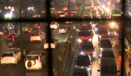 Oil tanker leak disrupts traffic in Bhubaneswar