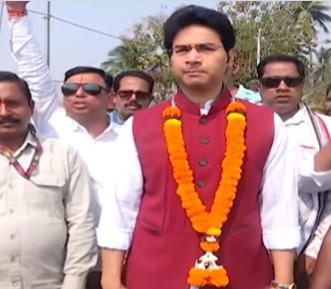 MLA Arvind Mohapatra shows strength in Patkura