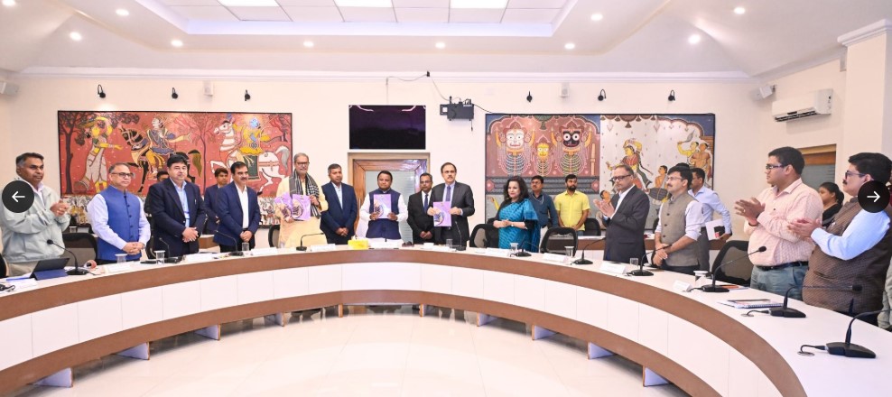 Odisha CM launches ‘samikshya’ Portal