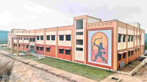 School Holiday For Water: ପାଣି ନଥିବାରୁ ଏକଲବ୍ୟ ଆଦର୍ଶ ଆବାସିକ ବିଦ୍ୟାଳୟ ଛୁଟି; ୧୨୦ ବିଦ୍ୟାର୍ଥୀଙ୍କ ଭବିଷ୍ୟତ ଅନ୍ଧାରରେ