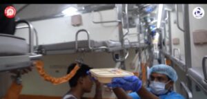 LPG Crisis In India: ରେଲୱେ କ୍ୟାଟରିଂ ୟୁନିଟ୍‌କୁ ବୈଦ୍ୟୁତିକ ରୋଷେଇ ପଦ୍ଧତି ବ୍ୟବହାର କରିବାକୁ IRCTC ର ନିର୍ଦ୍ଦେଶ