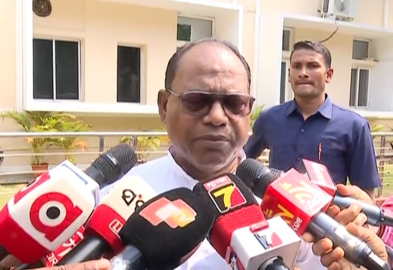 Kadam informs Congress MLA Dasarathi Gamang is not responding phone