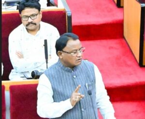CM Counters Opposition: ବିରୋଧୀଙ୍କ ‘ଦୁର୍ବଳ ମୁଖ୍ୟମନ୍ତ୍ରୀ’ କଟାକ୍ଷକୁ କାଉଣ୍ଟର କଲେ ମୁଖ୍ୟମନ୍ତ୍ରୀ
