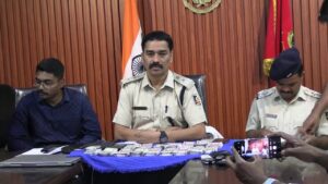 Fake Currency Seized: କାରରୁ ଜବତ ହେଲା ୮ ଲକ୍ଷ ଟଙ୍କାର ନକଲି ନୋଟ୍; ୨ ଗିରଫ