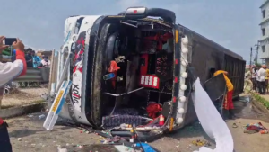 Balasore Bus Accident: ବାଲେଶ୍ବରରେ ଓଲଟିଲା ତୀର୍ଥ ଯାତ୍ରୀ ବସ୍, ୮ ଜଣ ଗୁରୁତର