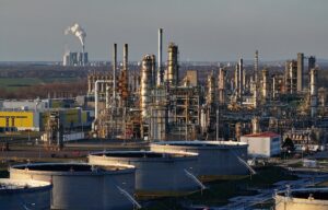 Petrochemical Product: ପେଟ୍ରୋକେମିକାଲ୍ ସାମଗ୍ରୀରେ ସମ୍ପୂର୍ଣ୍ଣ ସୀମା ଶୁଳ୍କ ଛାଡ଼