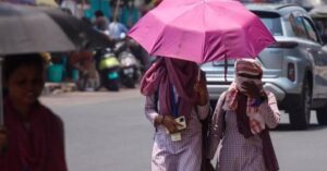 Heat Wave in Odisha: ୪୪ ଡିଗ୍ରୀ ଛୁଇଁଲା ତାପମାତ୍ରା; ହିଟ୍ ୱେଭ୍ ସତର୍କତା ଜାରି କଲା ପାଣିପାଗ କେନ୍ଦ୍ର