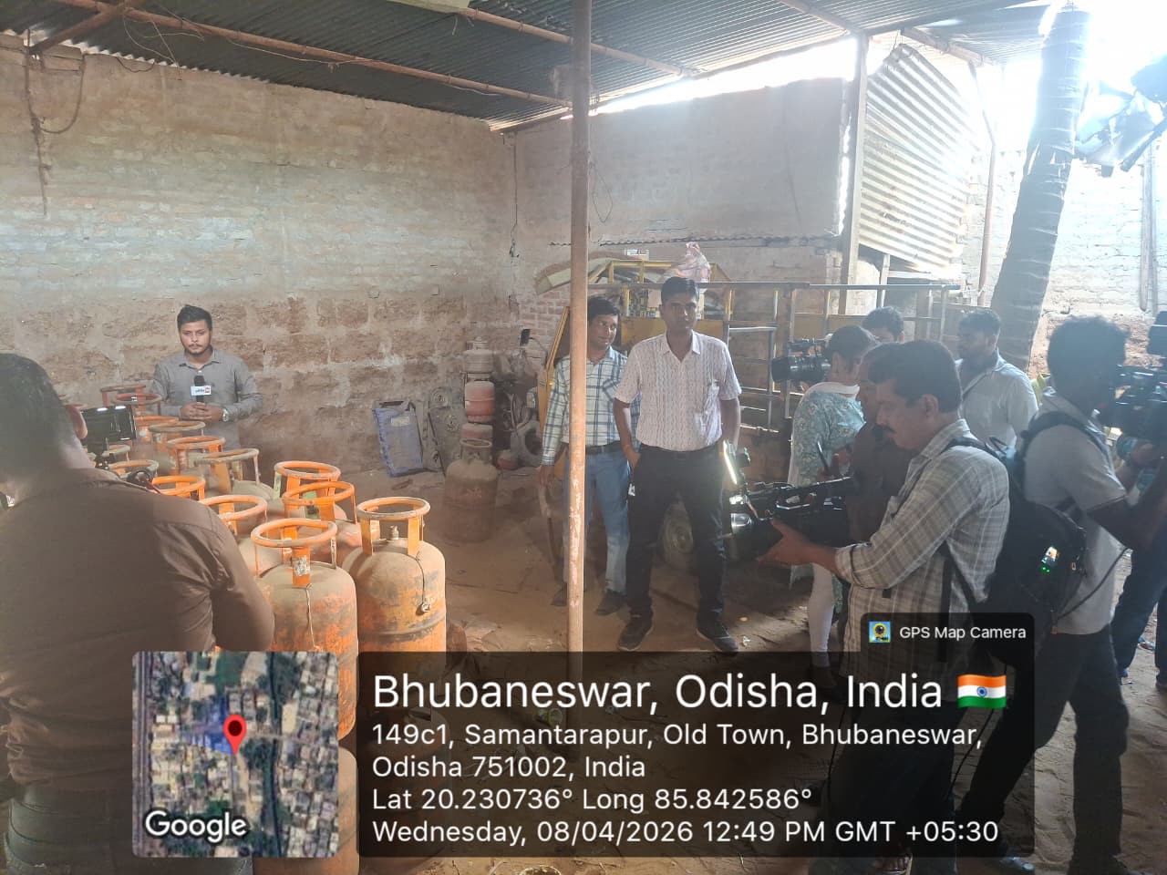 illegal-gas-cylinder-racket-busted-in-bhubaneswar