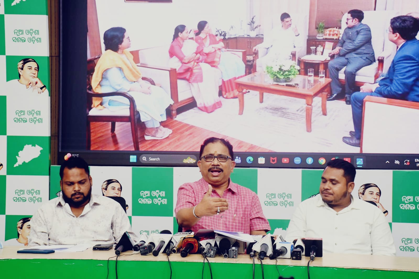 BJD condemns misbehavior of 2 IRS officers in Lok Bhawan