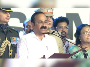 Keralam CM Oath Ceremony: କେରଳମ୍‌ରେ ମୁଖ୍ୟମନ୍ତ୍ରୀ ଭାବେ ଶପଥ ନେଲେ ଭି.ଡି ସତୀଶନ୍‌