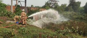 Petrol Pipeline Bursts At Paradip: ପାରାଦୀପ ବନ୍ଦରରେ IOCL ପାଇପ ଲାଇନରୁ ପେଟ୍ରୋଲ ଲିକ୍‌