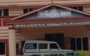 Miscreants ran over Young Women: ୨ ଯୁବତୀଙ୍କ ଉପରେ ଗାଡ଼ି ଚଢ଼ାଇଦେଲେ ଦୁର୍ବୃତ୍ତ