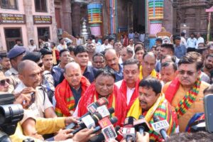 Nitin Nabin Visits Puri: ପୁରୀରେ ମହାପ୍ରଭୁଙ୍କ ଦର୍ଶନ କଲେ ବିଜେପି ରାଷ୍ଟ୍ରୀୟ ଅଧ୍ୟକ୍ଷ