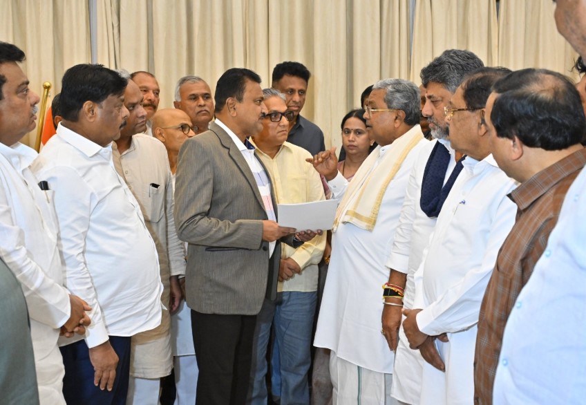 Karnataka Governor accepts Siddaramaiah’s resignation