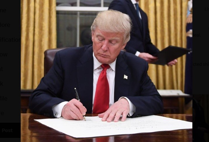 Trump announces Removal of US Blockade from Strait of Hormuz