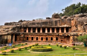 Kharavela’s Legacy: Committee Proposes Massive Statue and ₹100-Crore Overhaul for Khandagiri-Udayagiri