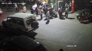 Gang Attack in Jagtsinghpur: ଜଗତସିଂହପୁରରେ ପୋଲିସ ଉପସ୍ଥିତରେ ଯୁବକଙ୍କୁ ସଂଘବଦ୍ଧ ଆକ୍ରମଣ