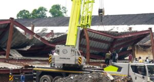 4 dead, several injured in Kolkata Warehouse Collapse