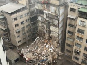 2 Massive Earthquakes rock Venezuela; at least 32 Killed, 700 Injured