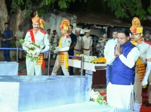 Tamil Nadu Gas Tragedy: ତାମିଲନାଡୁ ଗ୍ୟାସ୍‌ ଟ୍ରାଜେଡି: ଭୁବନେଶ୍ବର ଆସିଲା ୫ ମୃତଦେହ; ଶ୍ରଦ୍ଧାଞ୍ଜଳି ଅର୍ପଣ କଲେ ମୁଖ୍ୟମନ୍ତ୍ରୀ