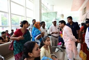 Ayushman Card: ଆୟୁଷ୍ମାନରେ ନୂଆ ସୁବିଧା; ହସ୍ପିଟାଲ ଭର୍ତ୍ତି ପୂର୍ବ ୩ ଦିନର ସ୍ୱାସ୍ଥ୍ୟ ପରୀକ୍ଷା ଓ ପରେ ୧୫ ଦିନ ମାଗଣା ଔଷଧ