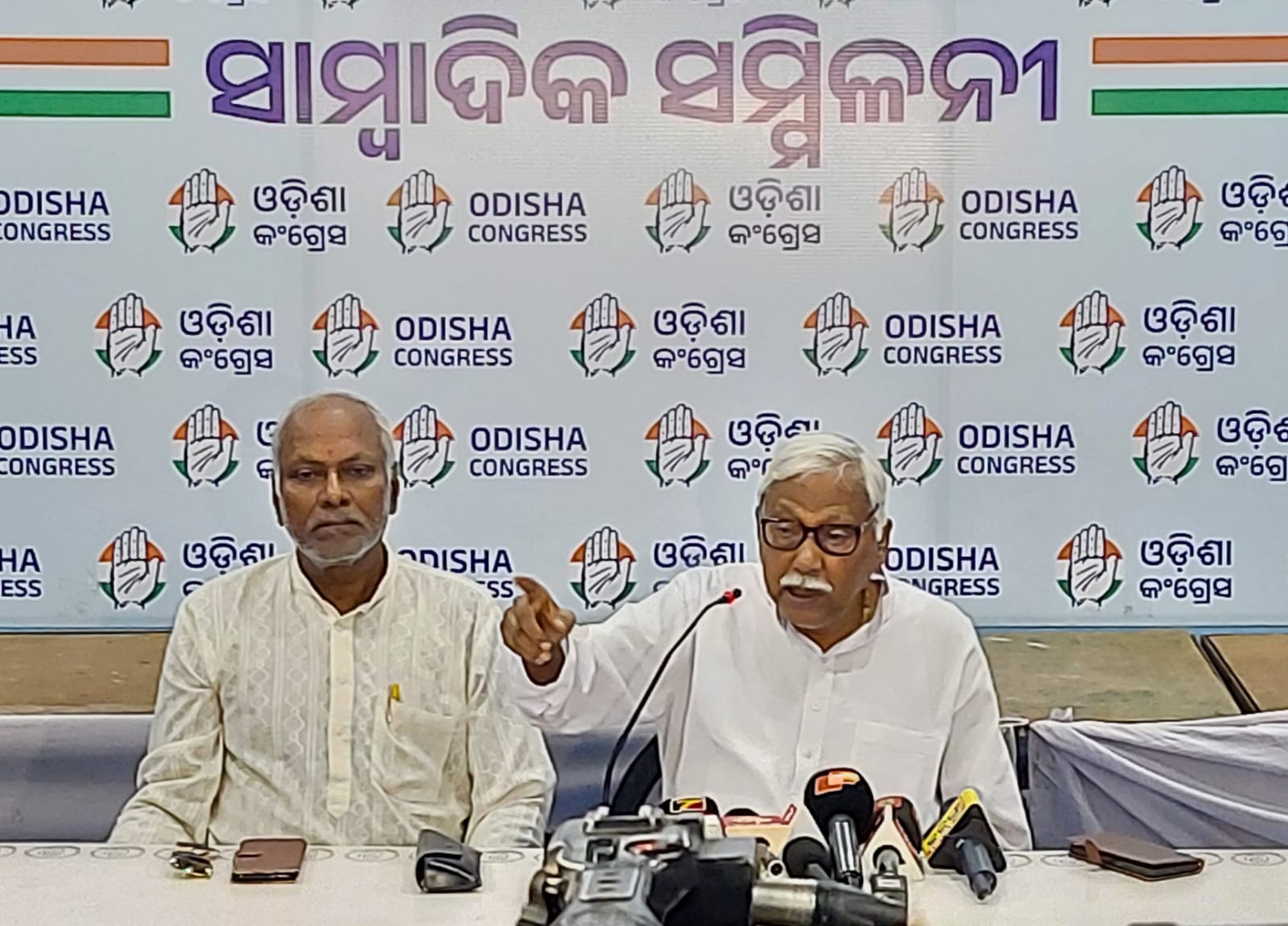 Congress slams odisha govt over 11 deaths in jail in 24 months