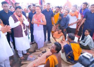 Ratha Jatra 2026: ପୁରୀ ରଥଖଳାରେ ମୁଖ୍ୟମନ୍ତ୍ରୀ ମୋହନ ମାଝୀ: ରଥ ମହାରଣାଙ୍କ ସହ ଆଲୋଚନା