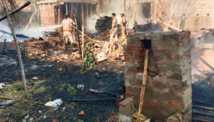 Firecracker Explosion In Kendrapara: ମାର୍ଶାଘାଇ ଥାନା ଓସ୍ତର ଗାଁରେ ବାଣ ବିସ୍ଫୋରଣ