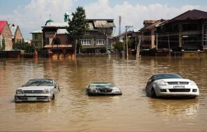 Jammu Kashmir Flash Floods: ଜମ୍ମୁ-କାଶ୍ମୀରରେ ଫ୍ଲାସ୍‌ ଫ୍ଲଡ୍‌; ୧୧ ମୃତ