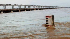 Cuttack Flood Alert: ବଢୁଛି ମହାନଦୀ ଜଳସ୍ତର: କଟକଣା ଜାରି କଲେ ଜିଲ୍ଲାପାଳ
