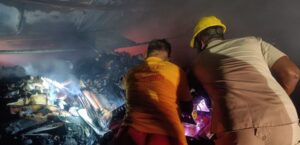 Fire Breaks Out at Sreeleathers Showroom: ଭୁବନେଶ୍ବରର ଶ୍ରୀଲେଦର୍ସ ସୋ’ ରୁମରେ ଅଗ୍ନିକାଣ୍ଡ