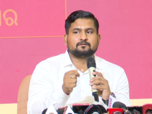 Free Education in Odisha: ରାଜ୍ୟରେ ମାଗଣା ଶିକ୍ଷା ବ୍ୟବସ୍ଥା ପ୍ରସଙ୍ଗ; SOP ଘୋଷଣା କଲେ ଉଚ୍ଚଶିକ୍ଷା ମନ୍ତ୍ରୀ