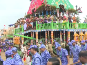Ratha Jatra: ତାଳଧ୍ବଜ ରଥ ହେଲା ଦକ୍ଷିଣ ମୋଡ଼