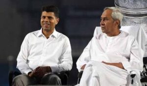 Court Summons Naveen Patnaik nd VK Pandian: ହେଲିକପ୍ଟରରେ ବୁଲା ଖର୍ଚ୍ଚ ମାମଲା: ବିଜେଡି ସୁପ୍ରିମୋ ନବୀନ ପଟ୍ଟନାୟକ ଓ ପାଣ୍ଡିଆନଙ୍କୁ କୋର୍ଟ ନୋଟିସ୍