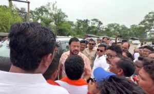 Suresh Pujari Faces Protest: ମନ୍ତ୍ରୀ ସୁରେଶ ପୂଜାରୀଙ୍କୁ ଦଳୀୟ କର୍ମୀଙ୍କ ବିରୋଧ, କନ୍ଦାଗାଡ଼ରେ ଉତ୍ତେଜନା