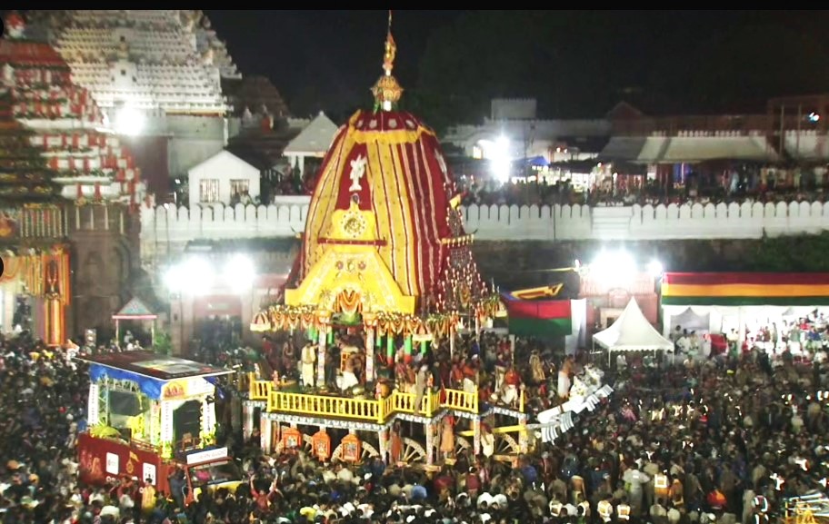 Chariot Pulling stops for the Day; No Chariots reach Gundicha Temple, to resume Tomorrow