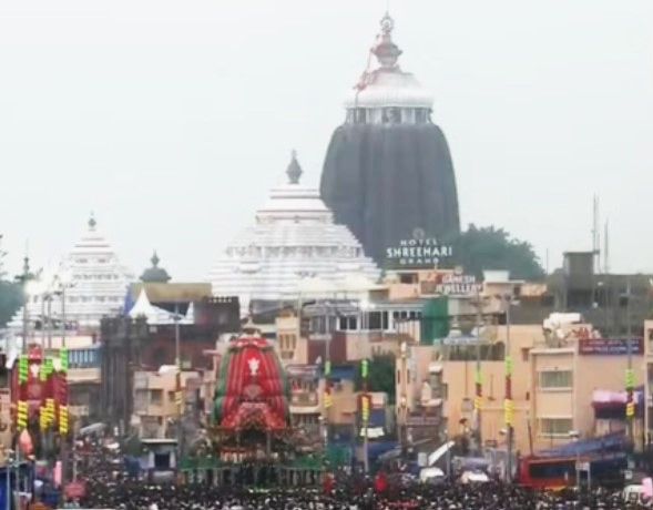 ratha-jatra-2026-pulling-of-3-chariots-resumes-on-grand-road-in-puri