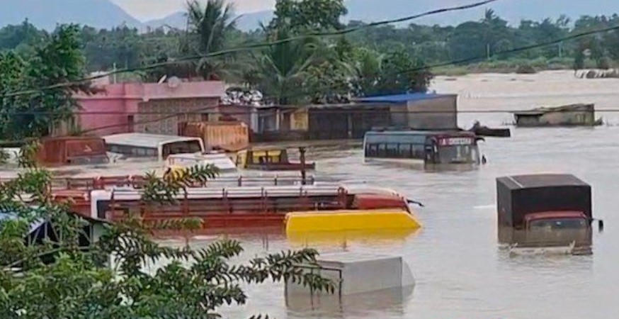 Flood Fury In North Odisha: Embankment Breaches, Roads Submerged, Baitarani Above Danger Level