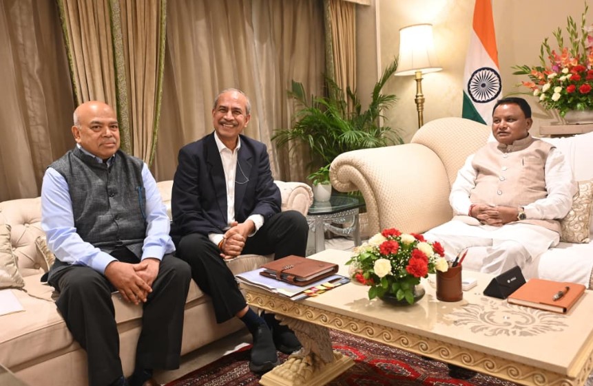 NITI Aayog Member Prof. K.V. Raju called on CM Mohan Majhi in New Delhi