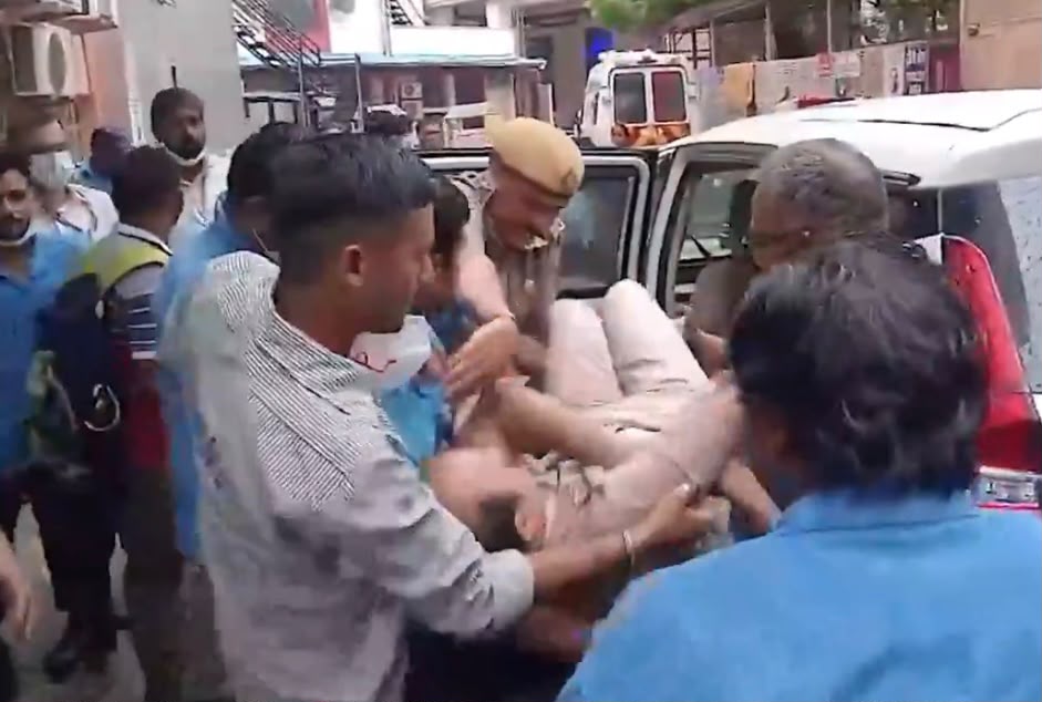 Peaceful 'Chalo Sansad' Protest turns ugly, more than 50 cops injured