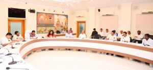 CM Majhi Reviews Development of Puri: ପୁରୀ ଗୋବର୍ଦ୍ଧନ ପୀଠ ଓ ସ୍ଵର୍ଗଦ୍ଵାର ବେଳାଭୂମିର ଉନ୍ନତିକରଣ ନେଇ ମୁଖ୍ୟମନ୍ତ୍ରୀଙ୍କ ସମୀକ୍ଷା ବୈଠକ
