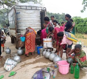 Odisha Floods: ବନ୍ୟା ପ୍ରଭାବିତ ଅଞ୍ଚଳରେ ଜଳ ଯୋଗାଣ ସ୍ୱାଭାବିକ କରିବାକୁ ତ୍ୱରିତ ପଦକ୍ଷେପ