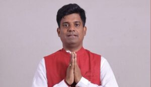 Ravenshaw University Hostel Row: ରେଭେନ୍ସା ବିଶ୍ୱବିଦ୍ୟାଳୟର ମୁଖ୍ୟଙ୍କ ବିରୋଧରେ କାର୍ଯ୍ୟାନୁଷ୍ଠାନ ଦାବି କଲେ କଟକ ସଦର ବିଧାୟକ