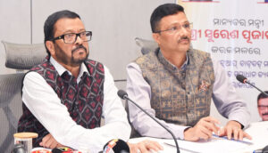 Nuapada Land Registration Scam: ଜମି ପଞ୍ଜୀକରଣରେ ସ୍ୱଚ୍ଛତା ଆଣିବାକୁ ରାଜସ୍ୱ ବିଭାଗର କଡ଼ା ନିର୍ଦ୍ଦେଶ; ଜିଲ୍ଲାପାଳମାନଙ୍କୁ ନଜର ରଖିବାକୁ ଚିଠି