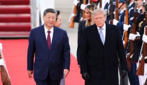 Xi Jinping Arrives in Washington as Trump Gives Rare Airport Welcome