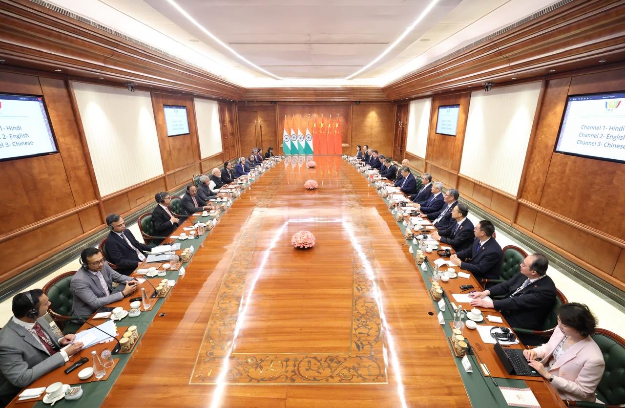 PM Modi Xi Jinping Hold Bilateral Meeting on Sidelines of BRICS Summit 2026