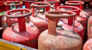 Biometric Aadhaar Authentication Mandatory for Subsidised Domestic LPG Refills from Oct 1