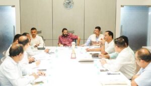 Basundhara Yojana: ରାଜ୍ୟରେ ବାସହୀନଙ୍କୁ ମିଳିବ ଜମି; ‘ବସୁନ୍ଧରା’ ଯୋଜନାର ସମୀକ୍ଷା କଲେ ରାଜସ୍ୱ ମନ୍ତ୍ରୀ ସୁରେଶ ପୂଜାରୀ